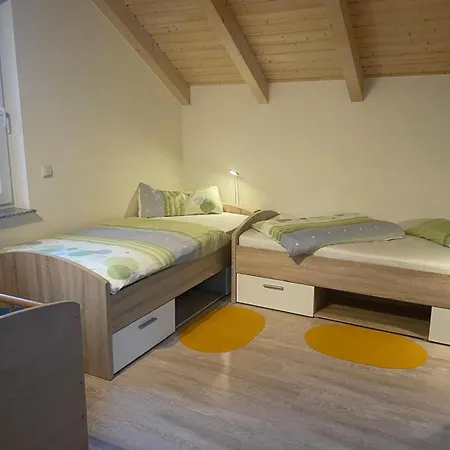 Doppelferienhaus Am & Wald Apartmán